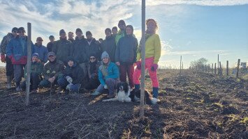 A társadalmi önkéntesség jelentősége,  avagy VI. Békatutaj faültetés