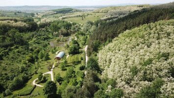 Ipolytarnóci Ősmaradványok bemutatóhely külső